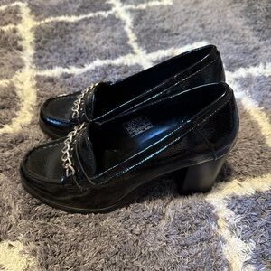 Jones New York Black Patent Heels with Chain Accent